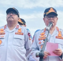 Gubernur DKJ Pramono Anum didampingi Wagub Rano Karno di Silang Monas
