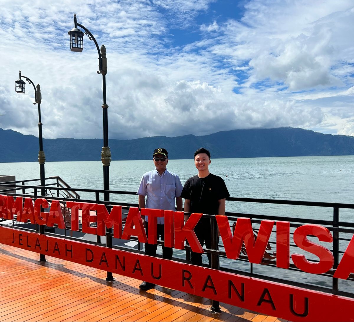 Ketua Umum BPC HIPMI Lambar Dampingi Ketua DPRD Provinsi  Lampung Tinjau Pasar Tematik Lumbok Seminung