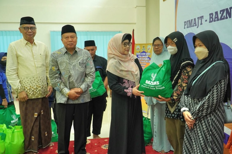 Baksos Ramadan, PIMAJT Gandeng MAJT dan Baznas Bagikan 1.530 Paket Sembako untuk Kaum Dhuafa