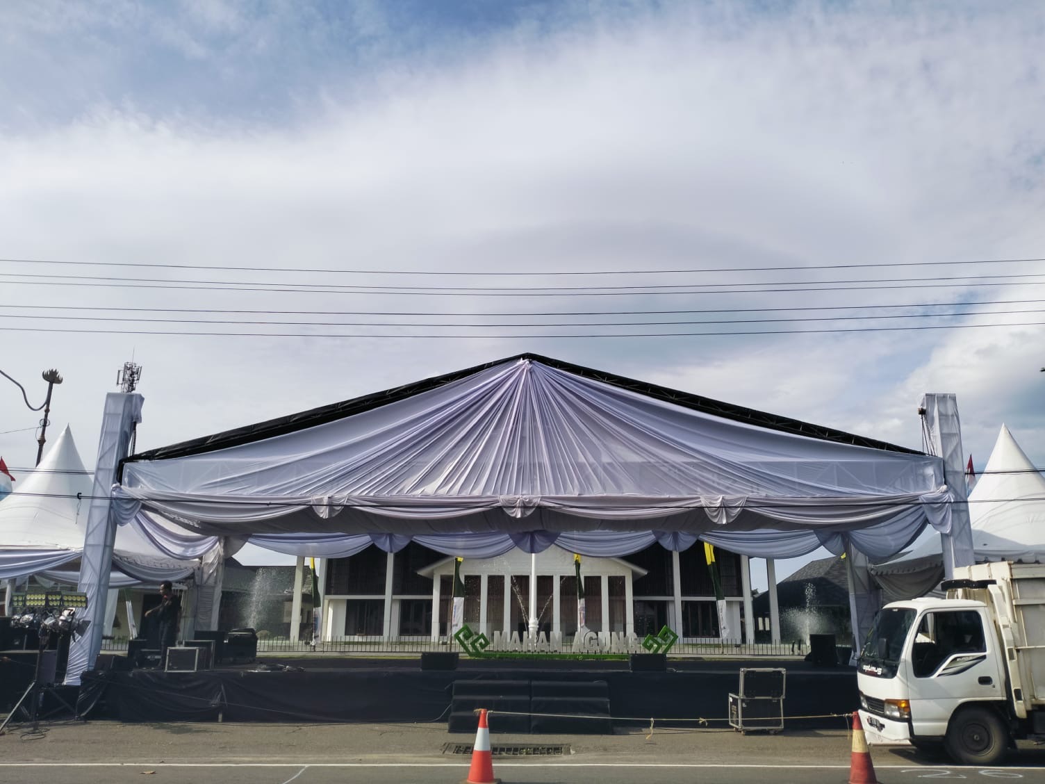 Rekayasa Lalin Lancarkan 10 Ribu Warga Lampung Bersholawat di Mahan Agung