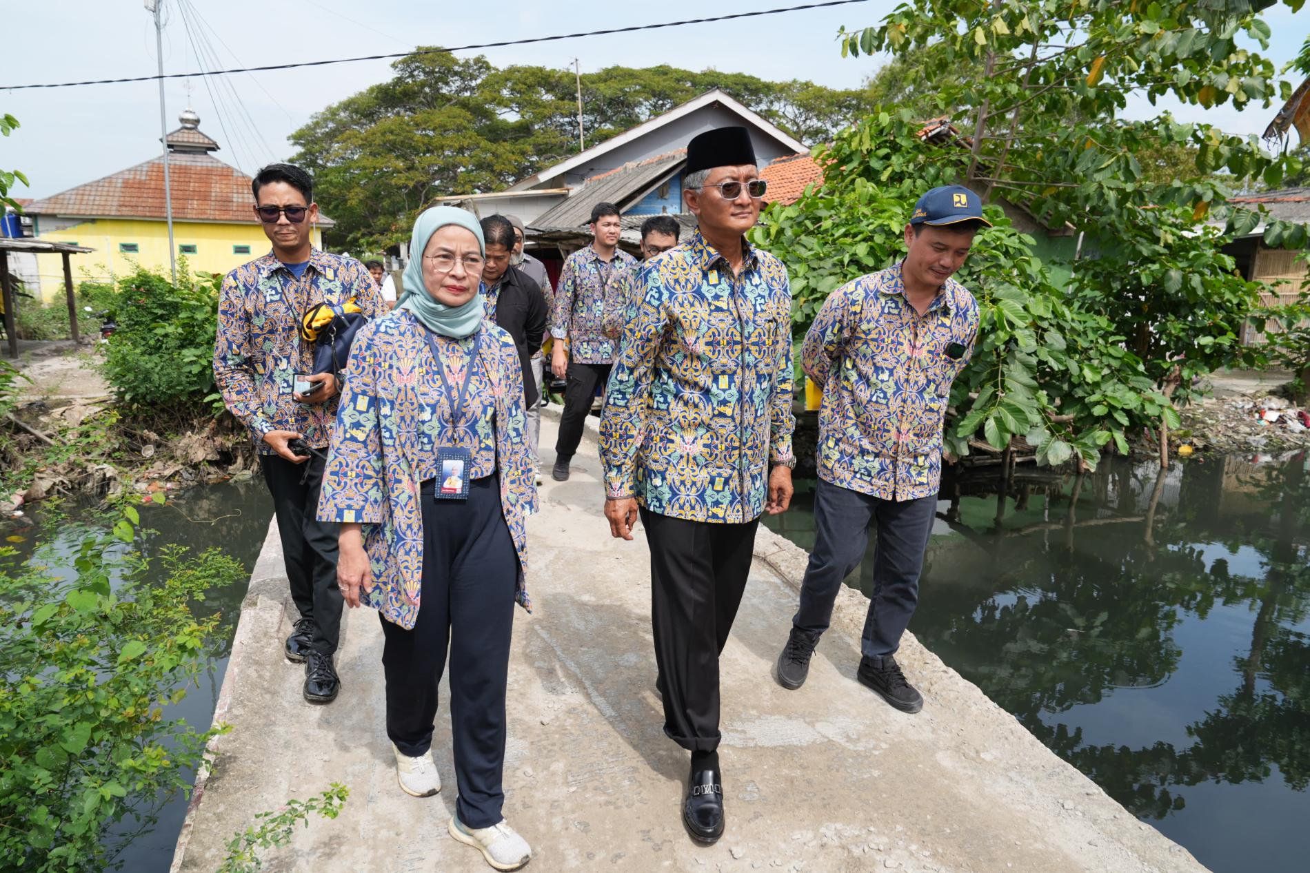Tindaklanjuti Kunjungan Presiden, Menteri PU Segera Perbaiki Sanitasi dan Pengelolaan Sampah di Babelan