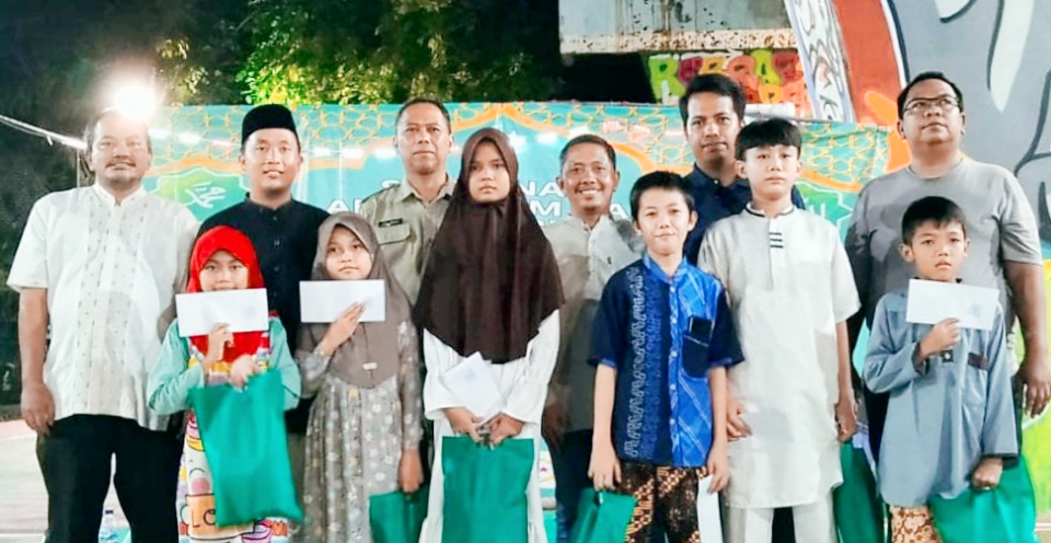 Berfoto Bersama 