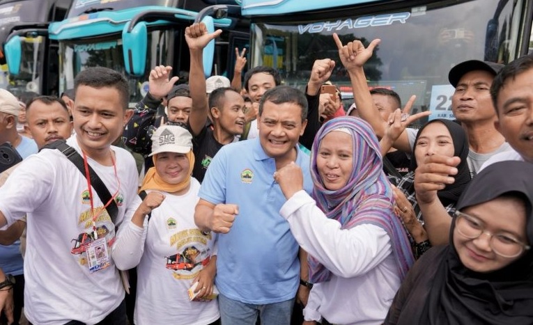 Penuh Suka Cita, Belasan Ribu Pemudik Gratis asal Jateng di Jakarta Dilepas Gubernur