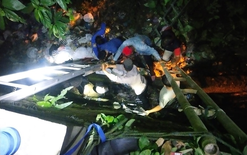 Kaget Bunyi Klakson Mobil, Dua Perempuan di Purbalingga Jatuh dari Jembatan
