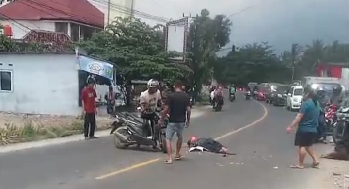 Dua Pengendara Sepeda Motor Adu Kambing, Satu Tewas di Tempat