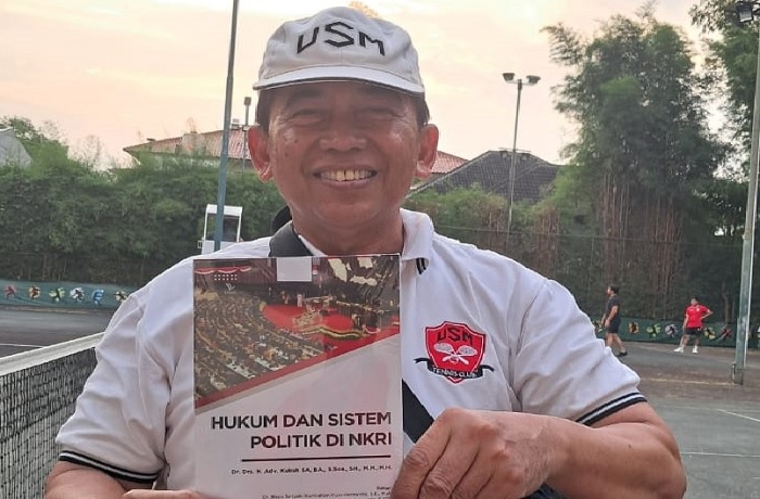 Kontribusi bagi Negeri, Kaprodi MH USM Luncurkan Buku Hukum dan Sistem Politik Indonesia