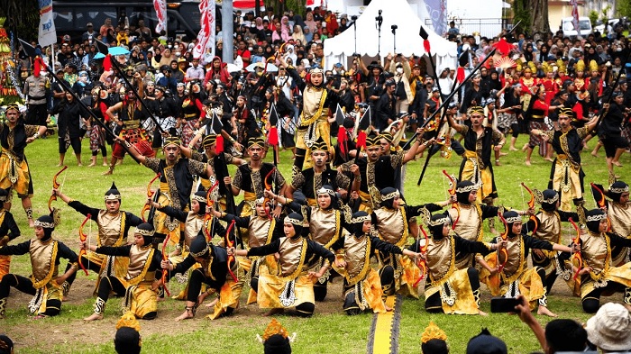 Grebeg Getuk 2025 di Magelang Dipuji Pengunjung asal Belgia