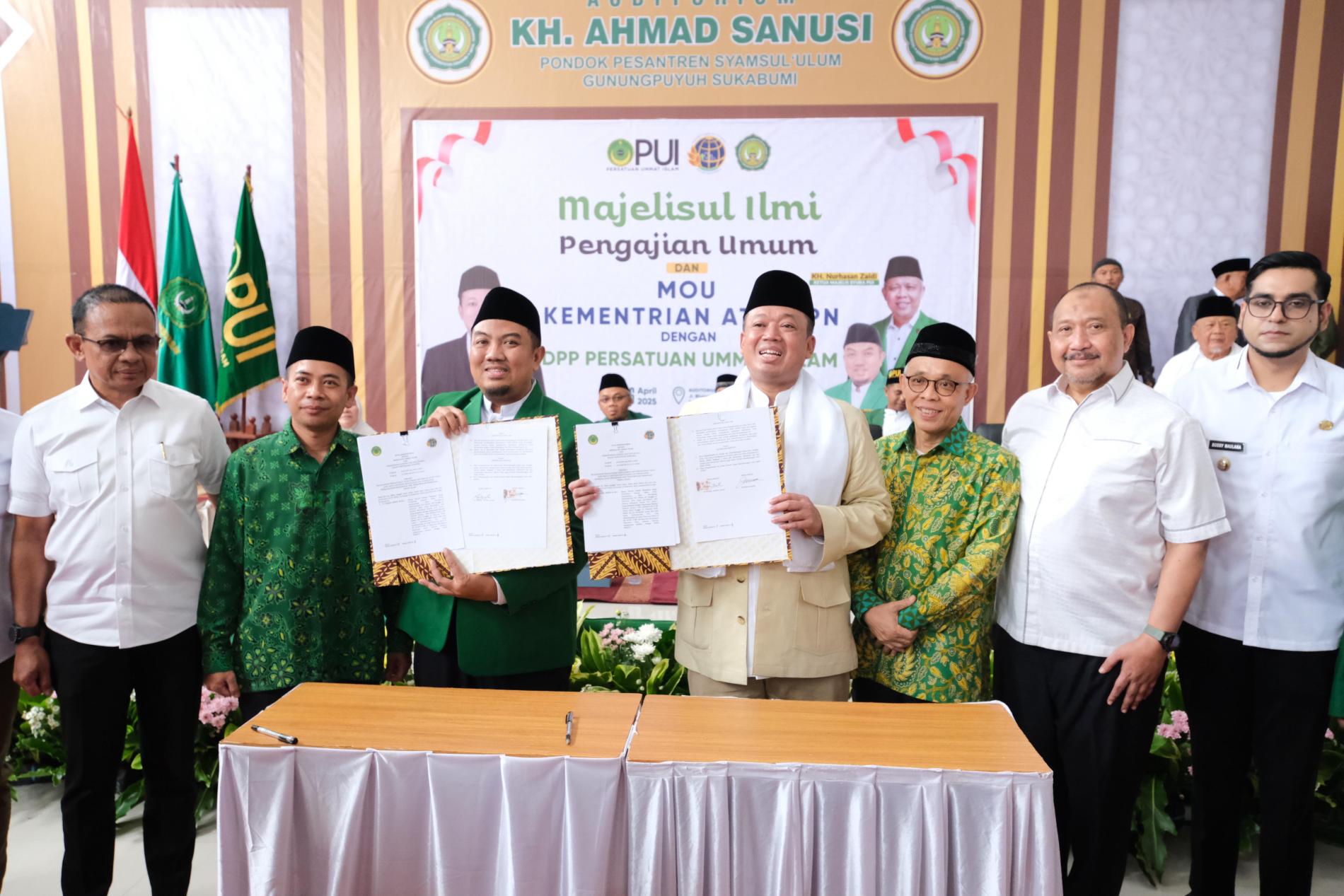 Menteri Nusron dan Ketua DPP PUI Teken MoU, Dorong Pemanfaatan Tanah Wakaf secara Produktif