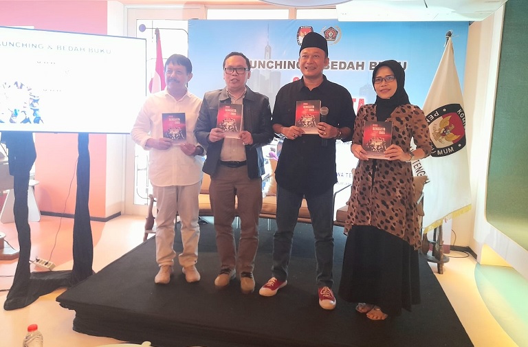 KPU Jateng Luncurkan Buku Ora Sengketa Ora Enak, Refleksi di Balik Kontestasi Pilgub Jateng 2024