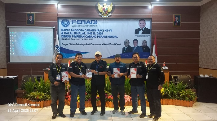 Kaprodi MH USM Bedah Buku di Lokasi RAC Peradi Kendal