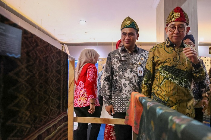 Buka Pameran Wastra 36 Museum di Semarang, Fadli Zon: Kita Kaya Akan Budaya