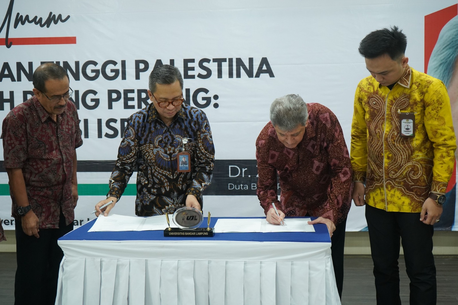 UBL Berikan Beasiswa Untuk Pemuda Pemudi Palestina, Wujud Nyata Komitmen Kemanusiaan dan Pendidikan Global