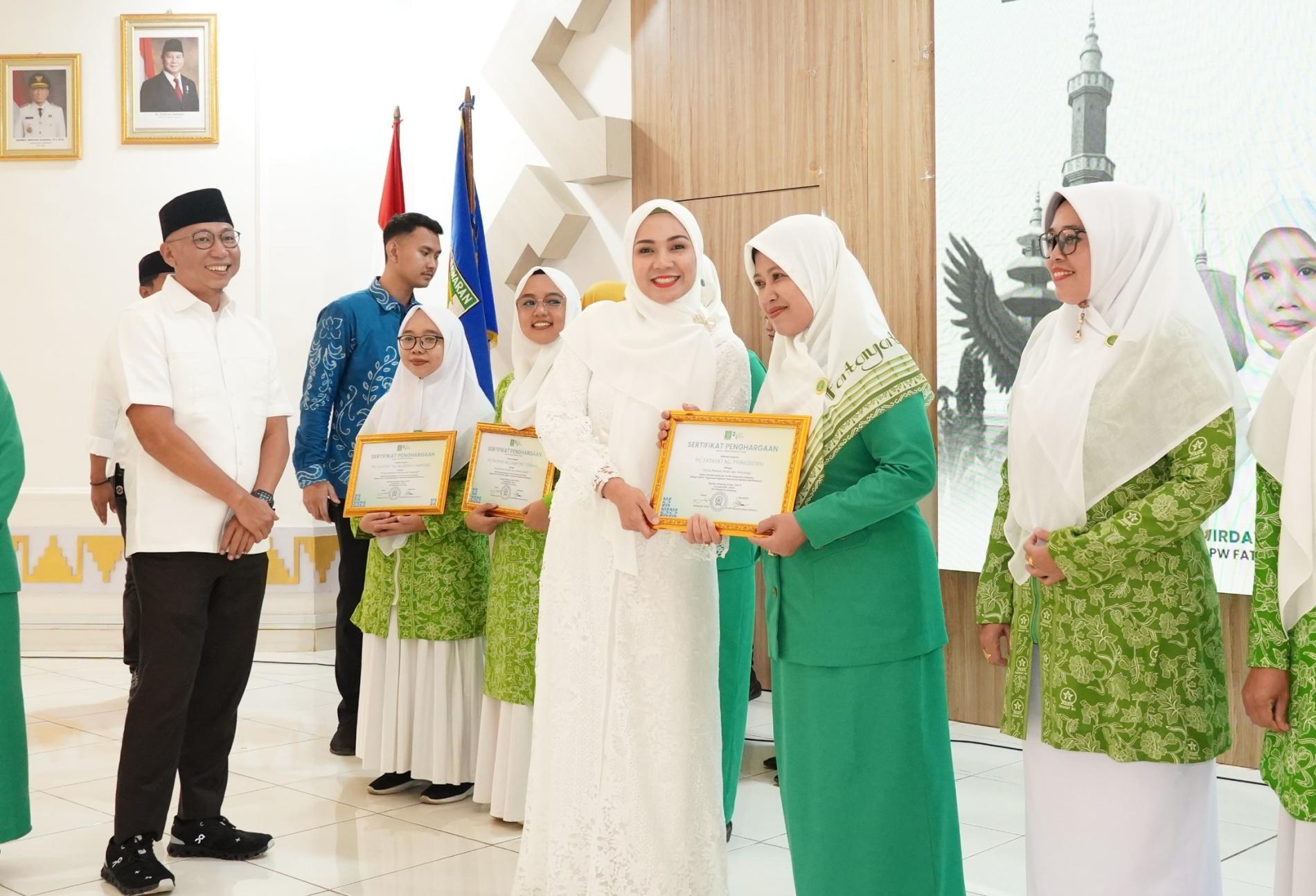 Gubernur Rahmat Mirzani Djausal (Mirza)