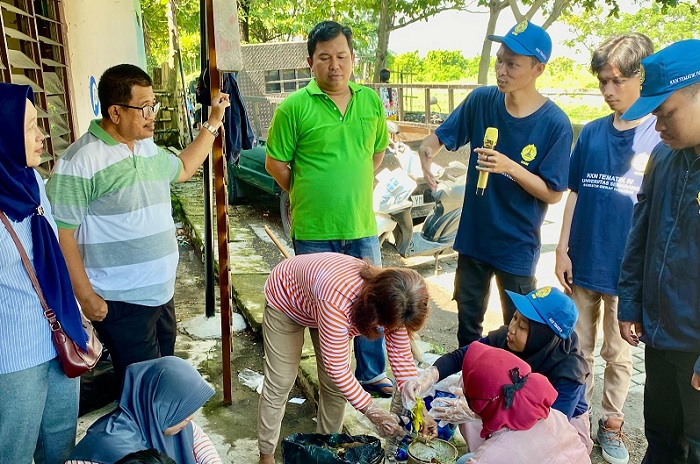 Mahasiswa KKN Tematik USM Ajak Warga Kemijen Kelola Sampah Organik
