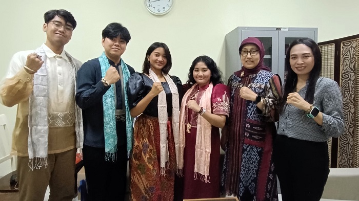 Wakil Rektor I Lepas Mahasiswa CLSU Filipina Usai Ikuti Inbound Mobility di USM