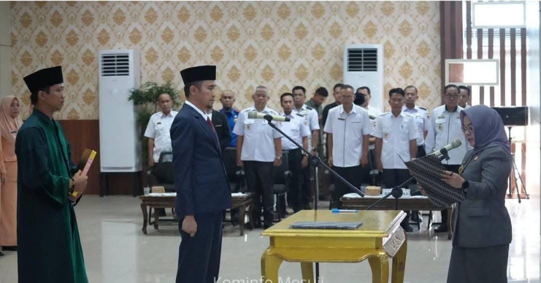 Bupati Elfianah Lantik Najmul Fikri sebagai Pj.Sekertaris Daerah Mesuji