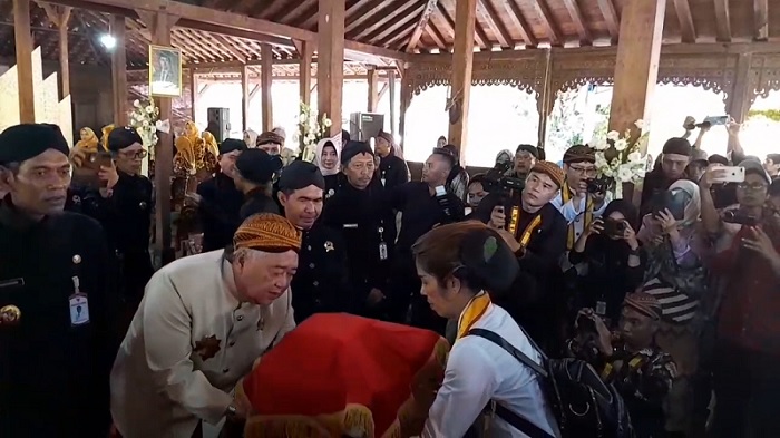 Grebeg Demak, Plh Bupati Hadiri  Tradisi Penyerahan Abon-Abon Jamasan Pusaka Sunan Kalijaga
