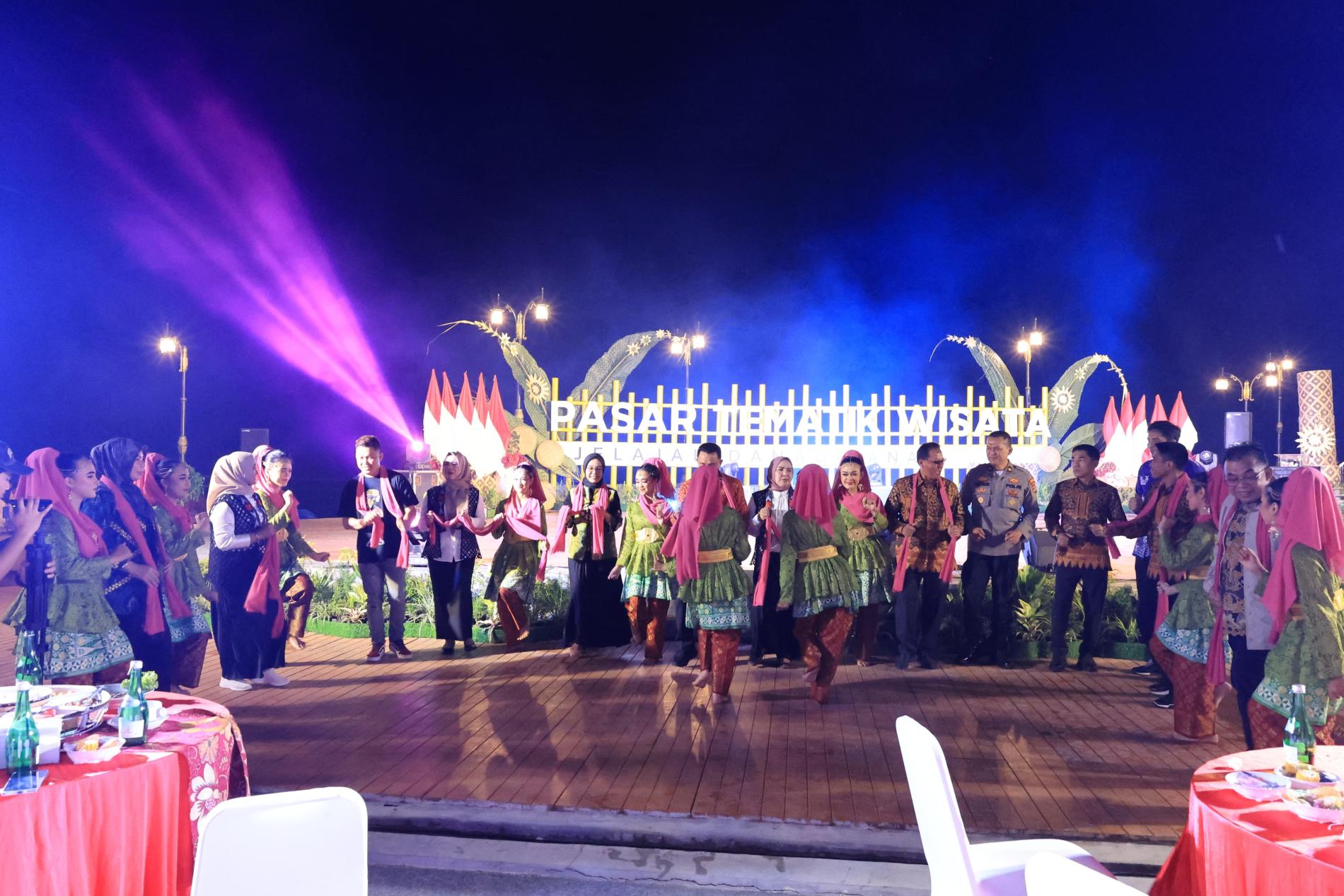 Malam Ramah Tamah Peresmian Pariwisata, Parosil Ajak Peserta Menikmati Pariwisata Pasar Tematik