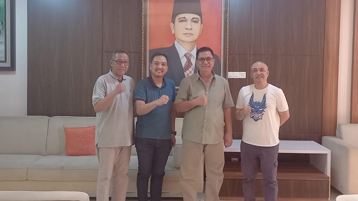 Pertemuan Tiga Tokoh Penting Hidupkan Kembali Persik Kendal