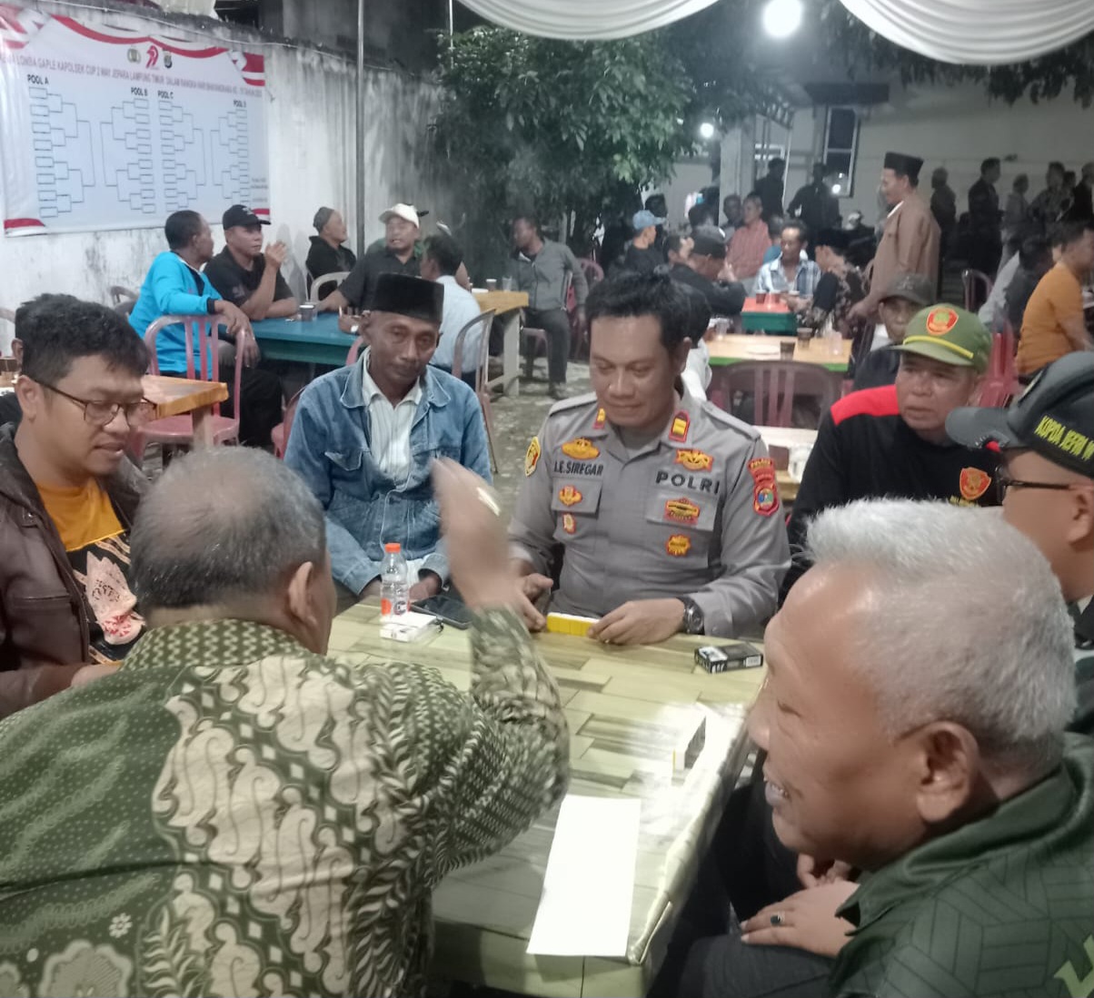 Meriahkan Hari Bhayangkara 2025, Polsek Way Jepara Gelar Seni Pikir Gaple