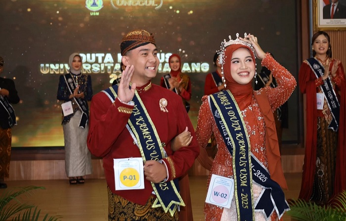 Dinobatkan Jadi Duta Kampus USM, Abrian dan Siti Rahma Siap Bangun Citra Positif Kampus
