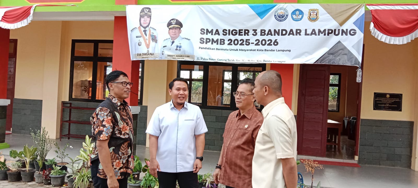 Disidak Pimpinan DPRD Kota Balam Lokasi SMA Siger DI SMPN 44 Belum Ada KBM