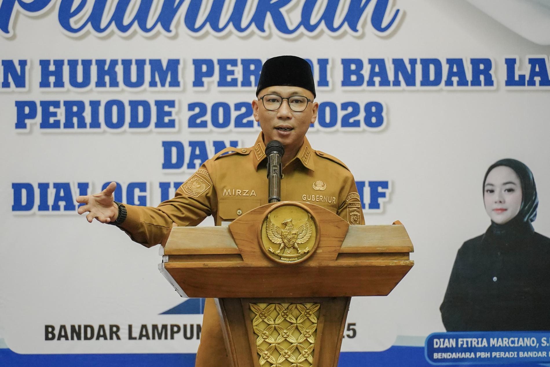 Pelantikan PBH Peradi Lampung, Gubernur Tekankan Pentingnya Akses Hukum Inklusif