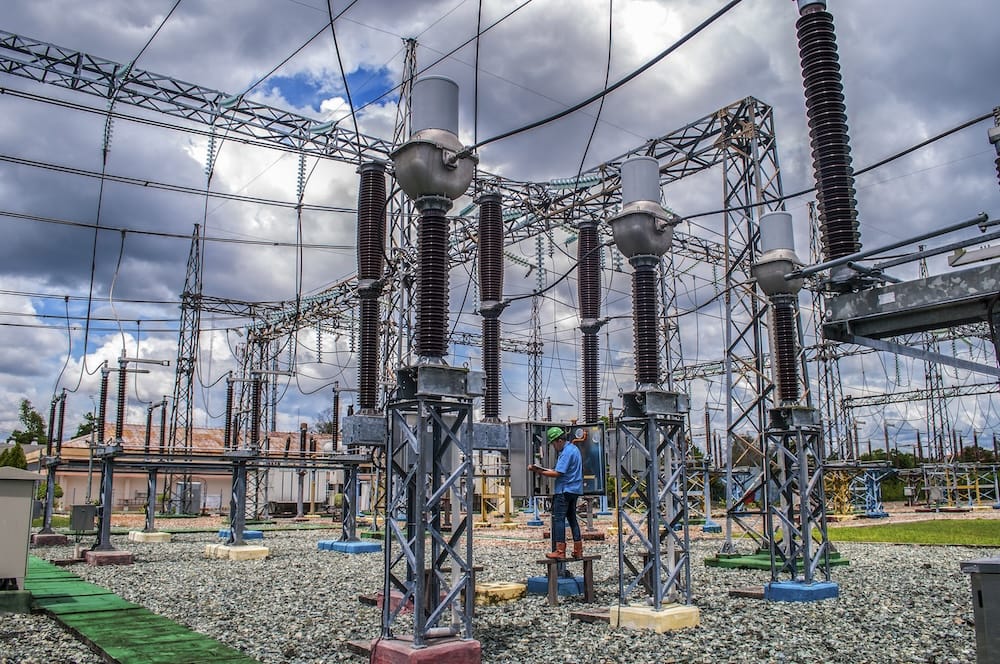 Kinerja Jeblok Utang Naik Laba Anjlok, Dirut PLN Layak Ganti?