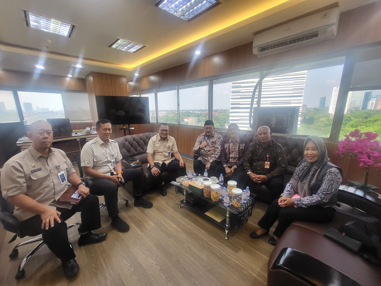 KunKer ke Badan Gizi Nasional, Pemkab Lambar Dukung Penuh Program MBG