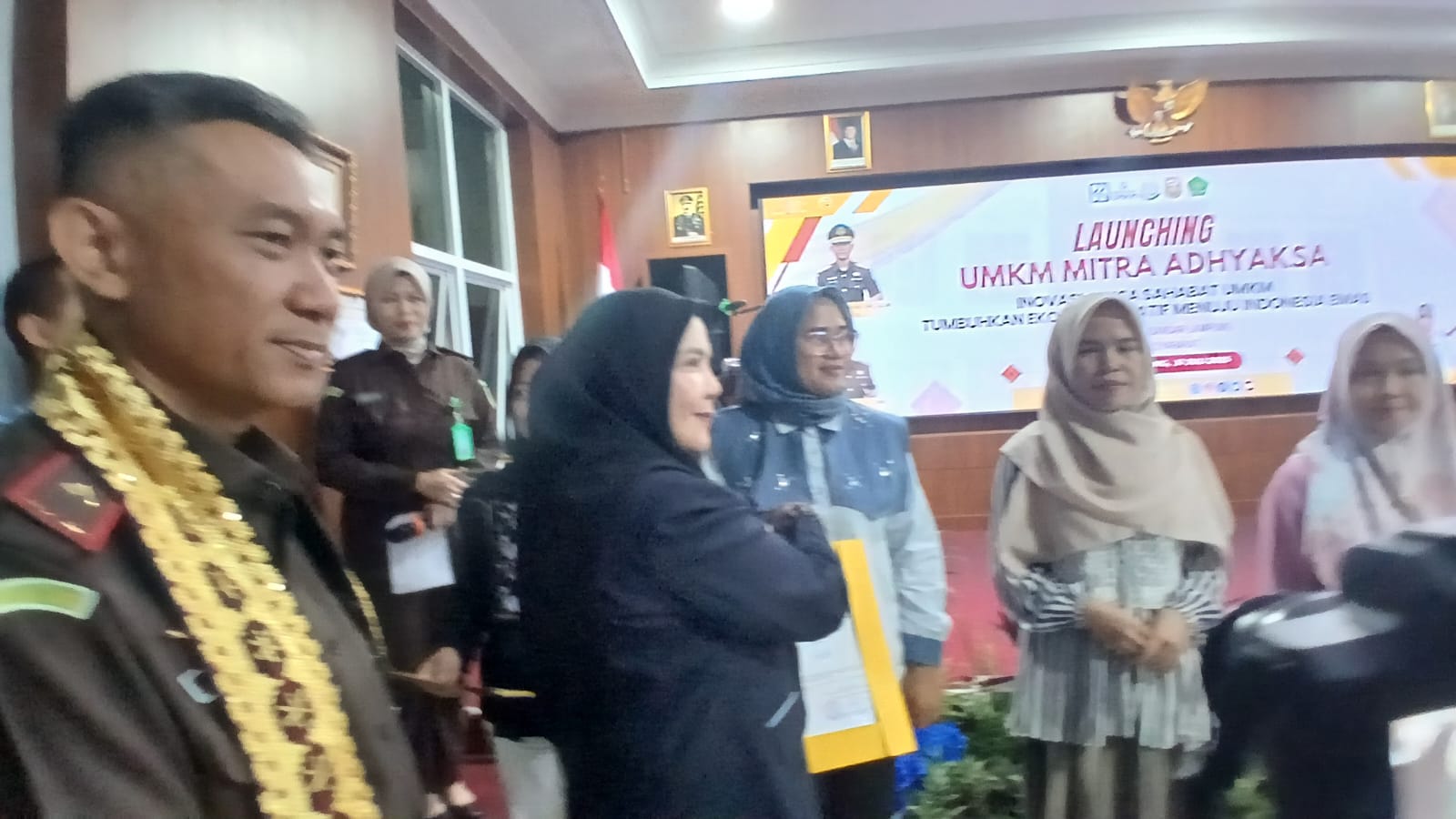 Wali Kota Eva Apresiasi Kejati Beri Sertifikat Halal dan Merk ke UMKM