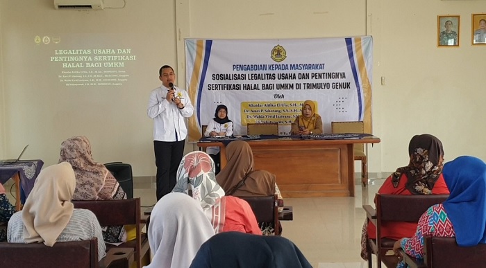 Tim USM Sosialisasikan Pentingnya Legalitas Usaha dan Sertifikasi Halal bagi UMKM