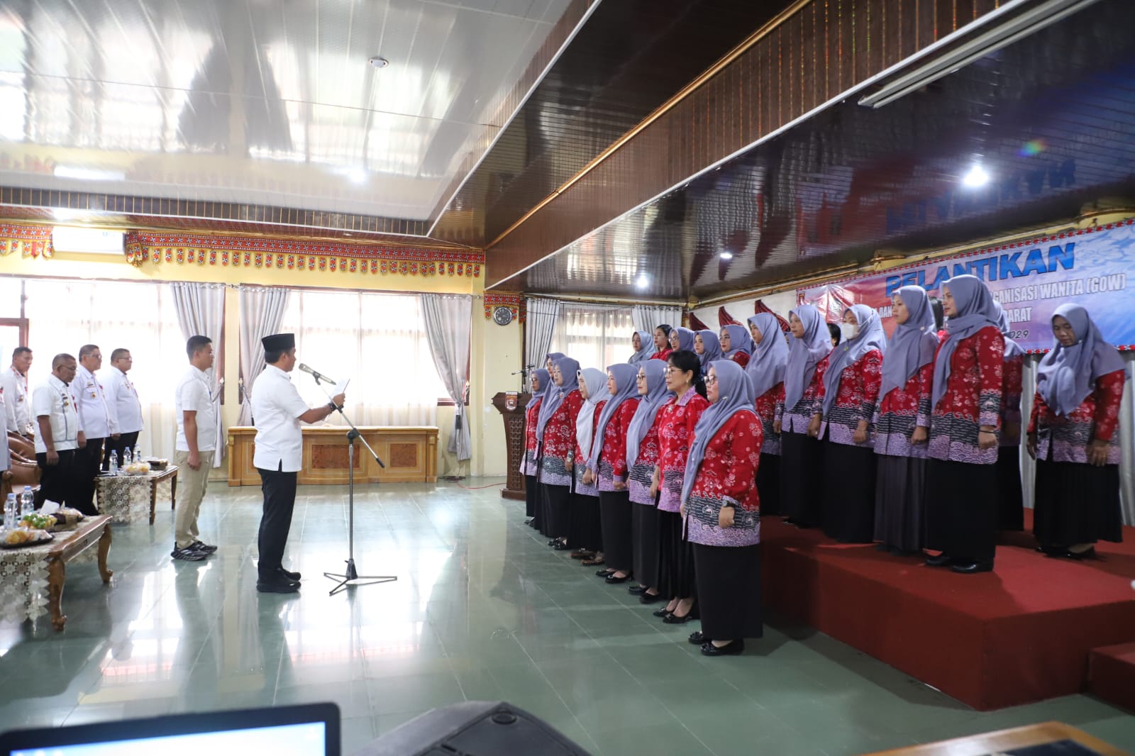 Bupati Parosil Mabsus Lantik Pengurus GOW Lampung Barat 2025–2029, Tekankan Peran Strategis Perempuan