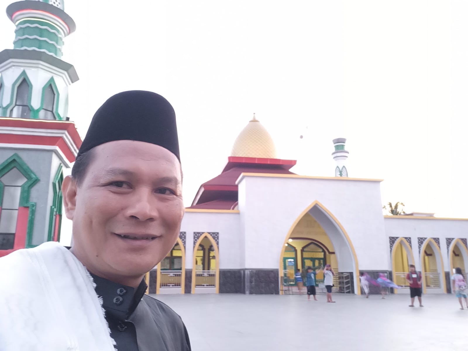 Kerakusan dan Kepongahan Penguasa Digulung Lapar dan Harga Diri Rakyat