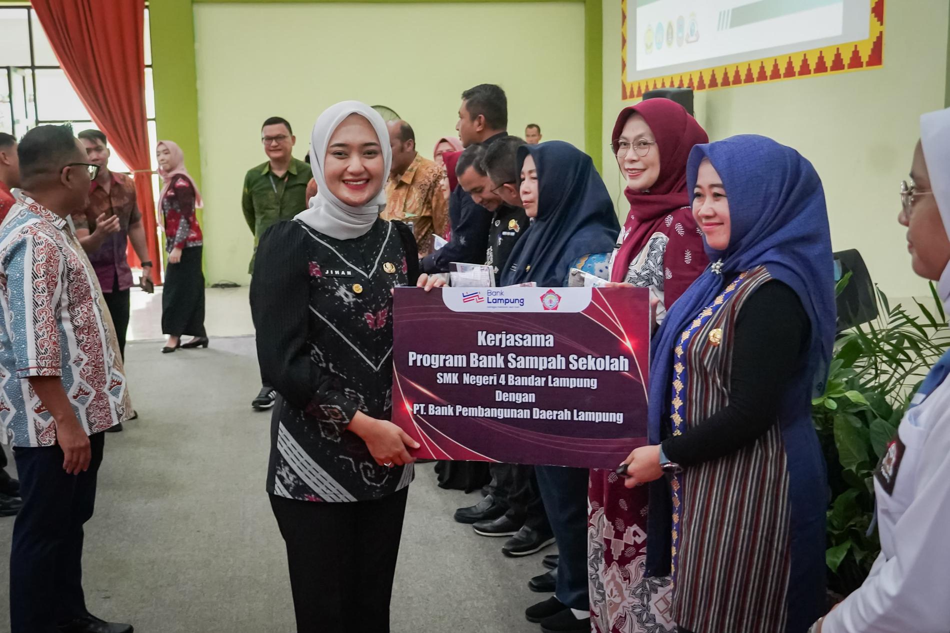 Bank Sampah Sekolah Diluncurkan, Siswa Didorong Jadi Agen Perubahan Lingkungan