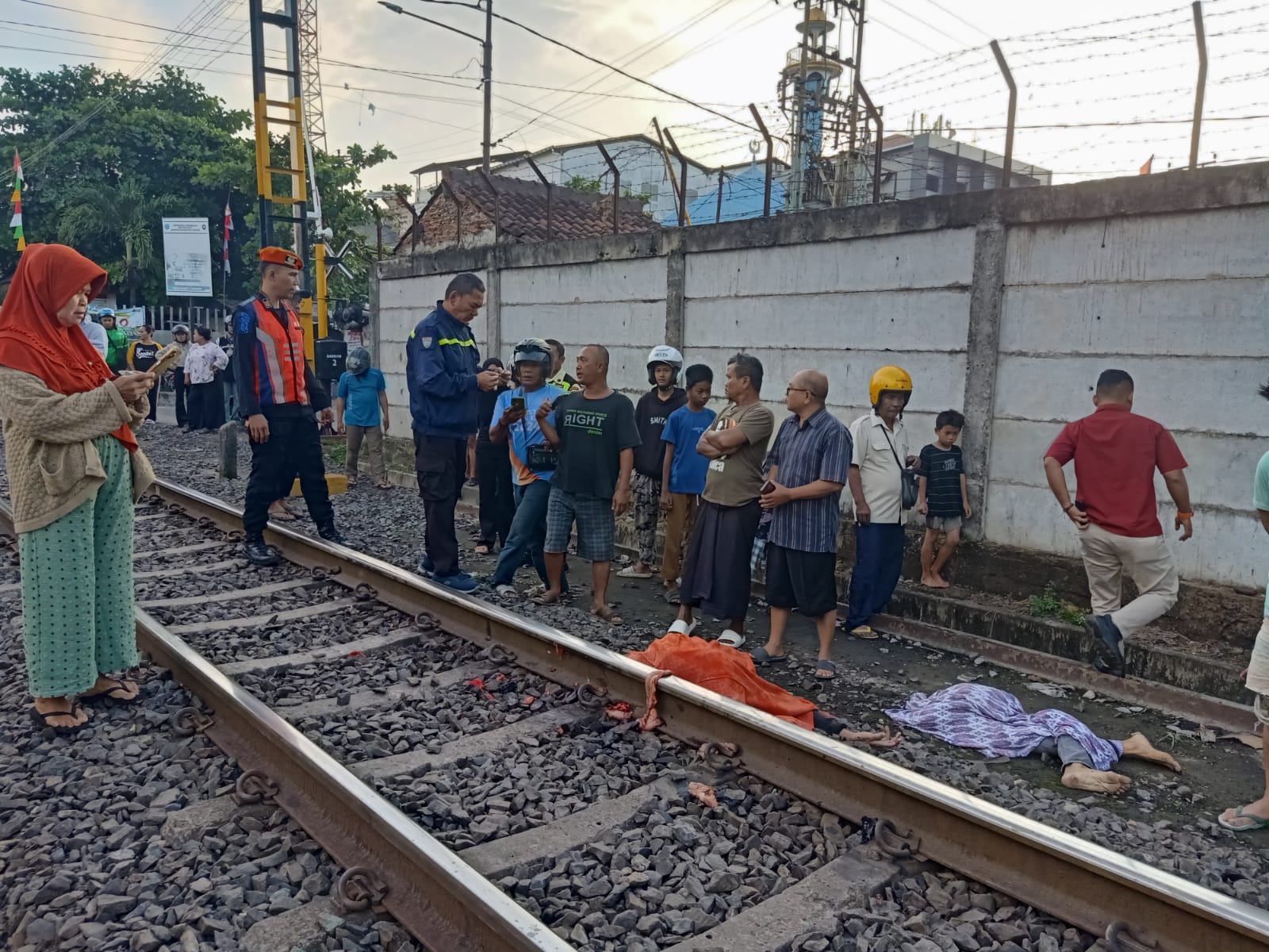 Tewas Tertemper, Divre IV Tk Himbau Warga Tak Serobot Lintasan KA