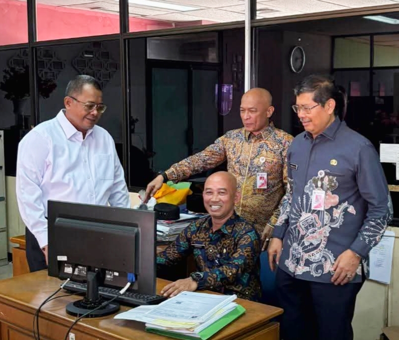 Pastikan Pelayanan Publik Berjalan Optimal, Sekda Marullah Kunjungi Kantor Dinsos