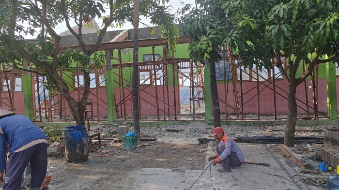 Terima Bantuan Revitalisasi, Gedung 31 SD dan 14 SMP di Rembang Diperbaiki