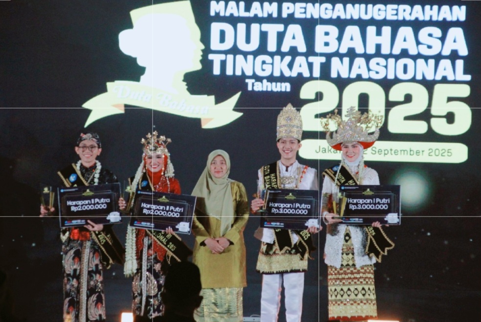 Prestasi Emas Putri Karyawan PTPN 1: Raih Juara Harapan 1 Duta Bahasa Nasional 2025