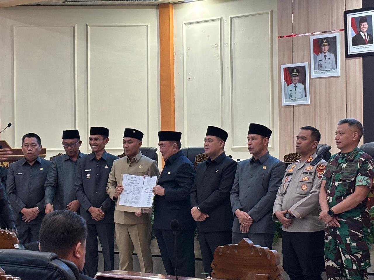Paripurna DPRD Tanggamus, Bahas APBDP 2025 dari Rp1,81 T Jadi Rp1,71 T