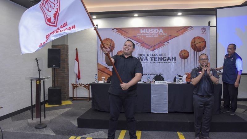 Paman John Pimpin Perbasi Jateng, Siap Intensifkan Liga Basket Pelajar dan  Klub