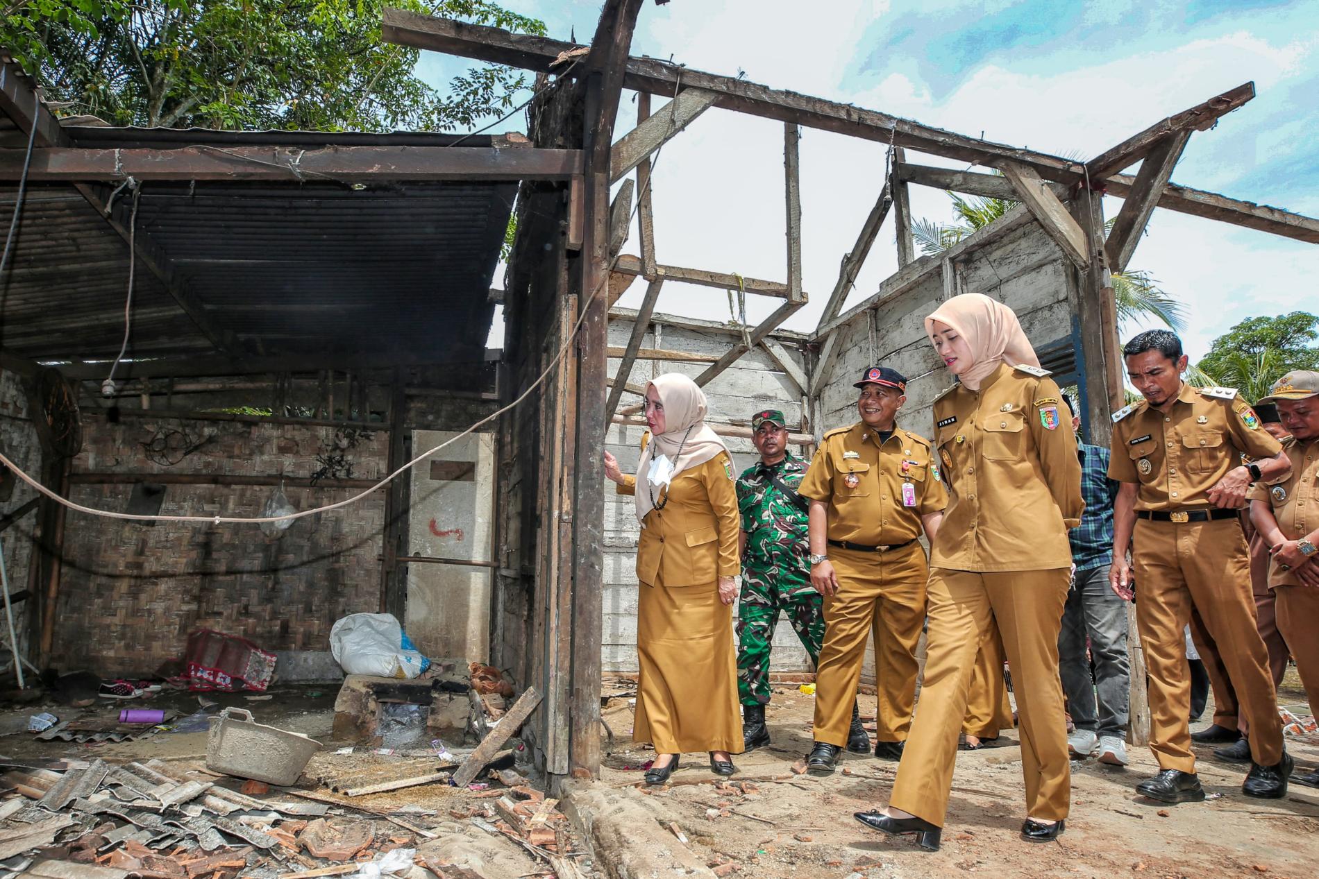 Wakil Gubernur Lampung Tinjau Lokasi Terdampak Gempa di Tanggamus, Salurkan Bantuan untuk Warga