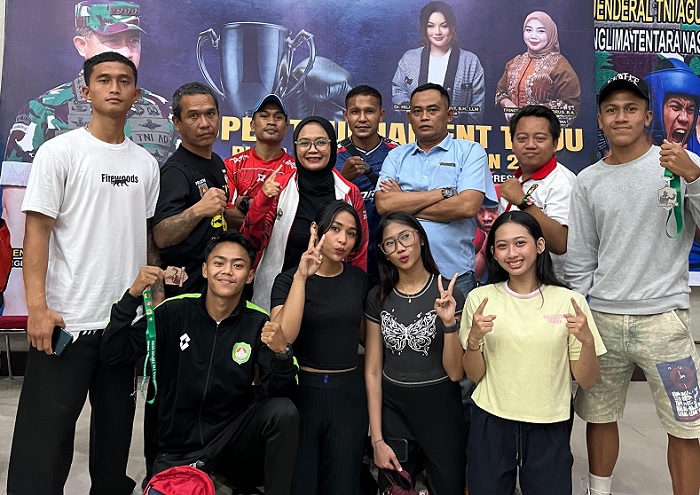 Petinju Jateng Bawa Pulang 3 Perak dan 1 Perunggu di Turnamen Piala Panglima TNI