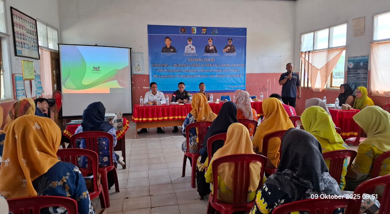 Sasar Guru, PWI Pesawaran Sosialisasikan UU Pers dan Kode Etik Jurnalistik