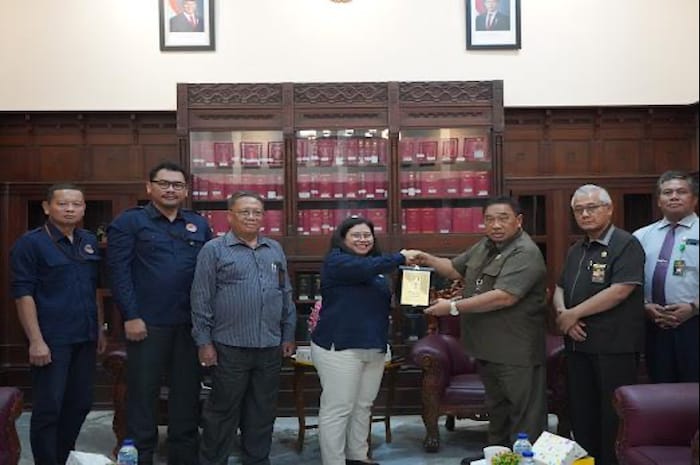 Perwakilan LPSK RI Kunjungi PT Surabaya, Bahas Apa?