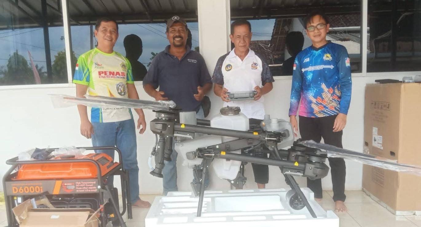 Kabar Gembira, Pemkab Mesuji Kini Memiliki Drone Alat Penyemprot Tanaman