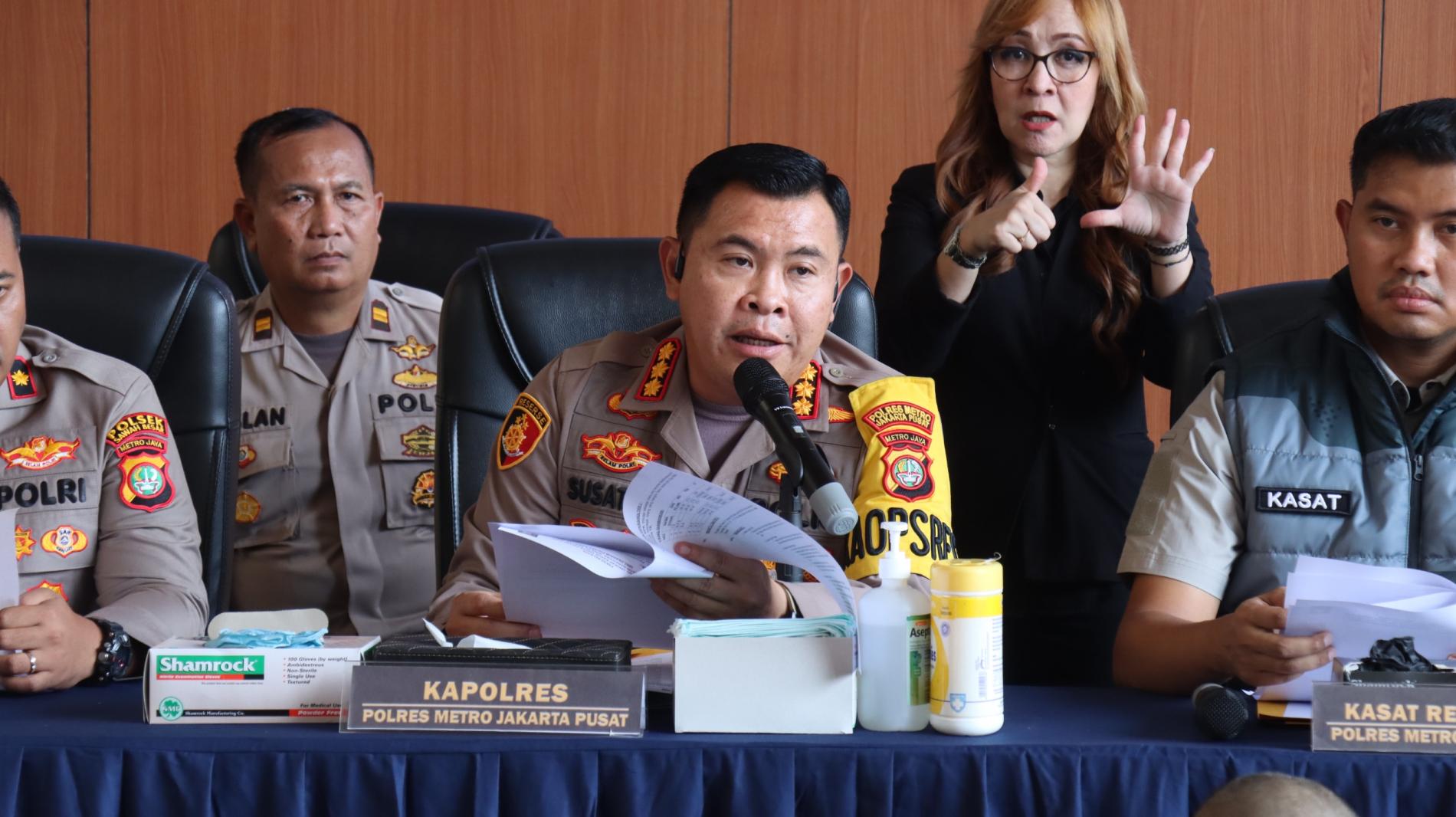 Membongkar Produksi Ektasi