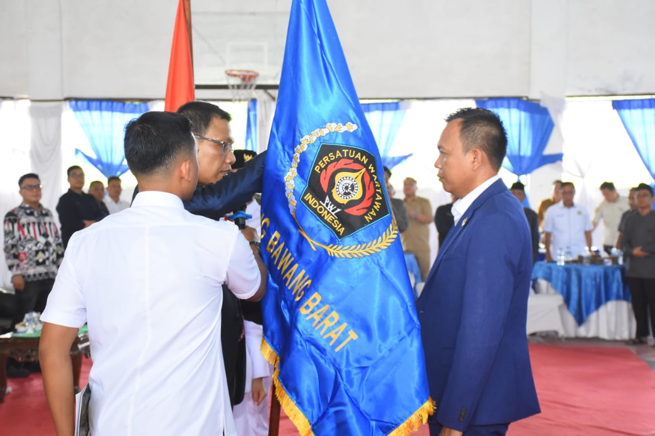 PWI Tubaba Resmi Dikukuhkan, Tegaskan Komitmen Pers Kolaboratif dan Bermartabat