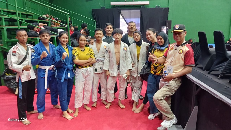 Tim Jujitsu Jateng Siap Tempur di PON Bela Diri, Sempat 9 Jam Terjebak Banjir di Perjalanan