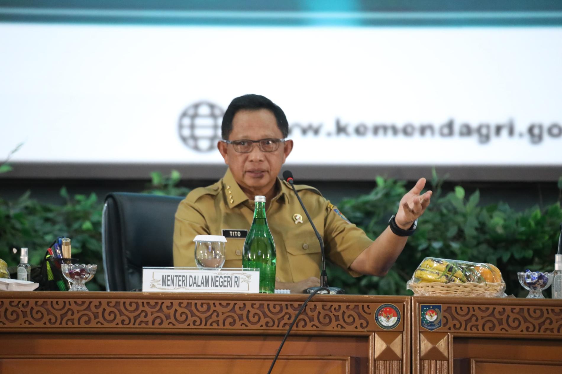 Buka Rakor Sekda dan Kepala Bappeda, Mendagri: Forum Evaluasi Kinerja hingga Sinkronisasi Program Pusat dan Daerah