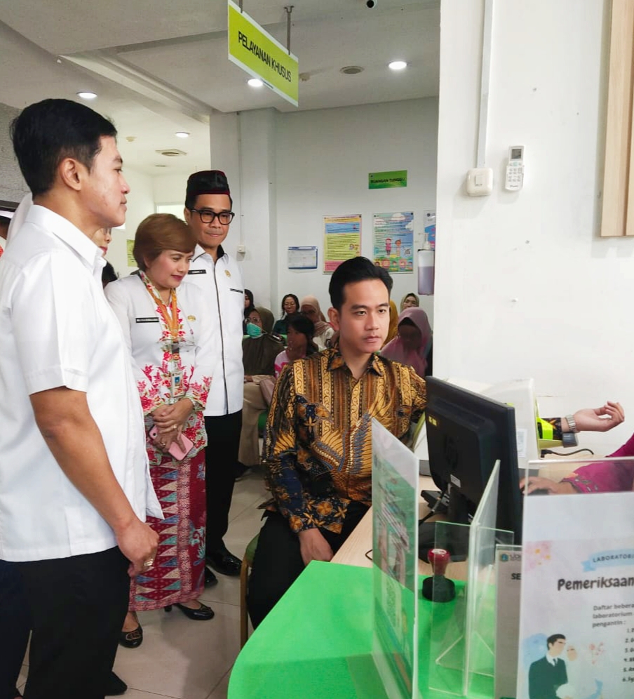 Wapres Gibran sedang menunggu